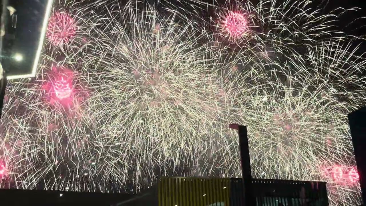 Pyrolympics #pyro #whentheSkyisraining #rainoffirewoks #fireworks #fireworksdisplay #march14 #UK