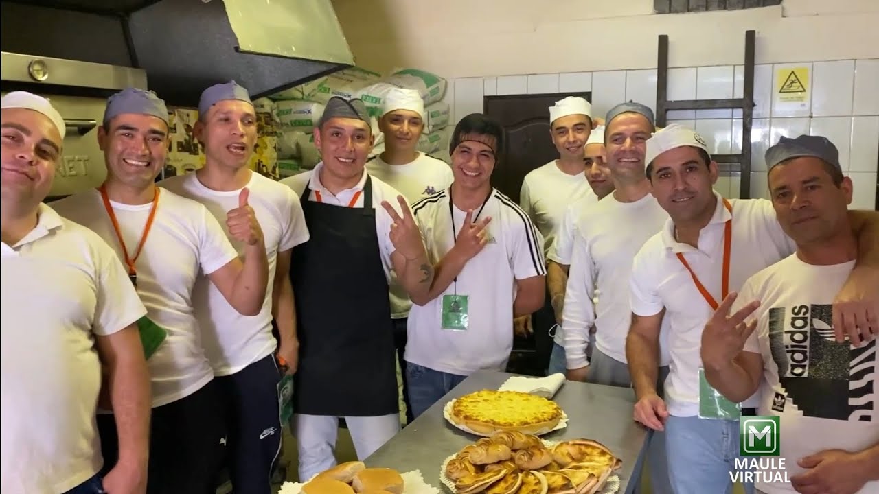 LINARES: Internos de la Cárcel buscan nueva oportunidad y ofrecen productos de calidad a bajo costo