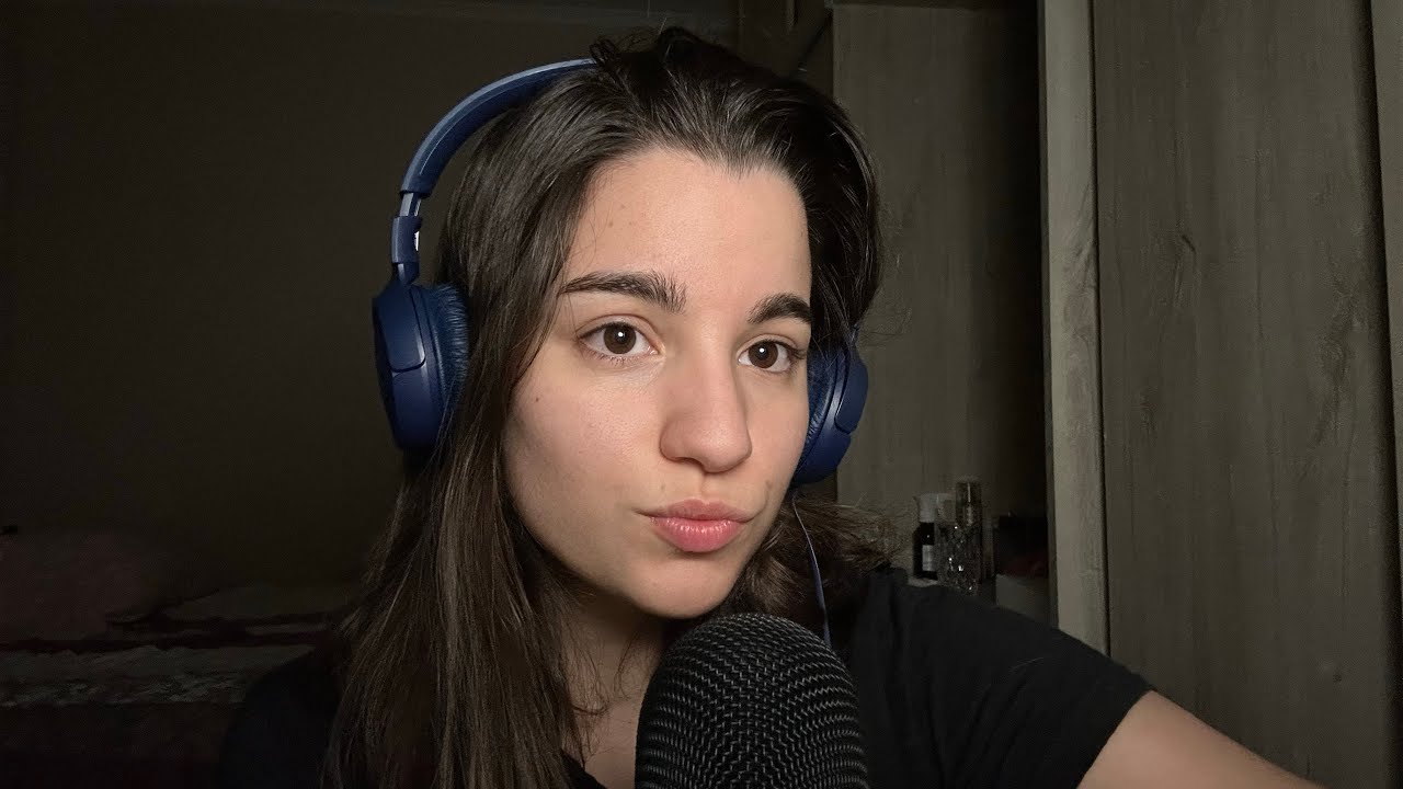 ASMR mouth sounds | spit painting | inaudible | besitos 💋