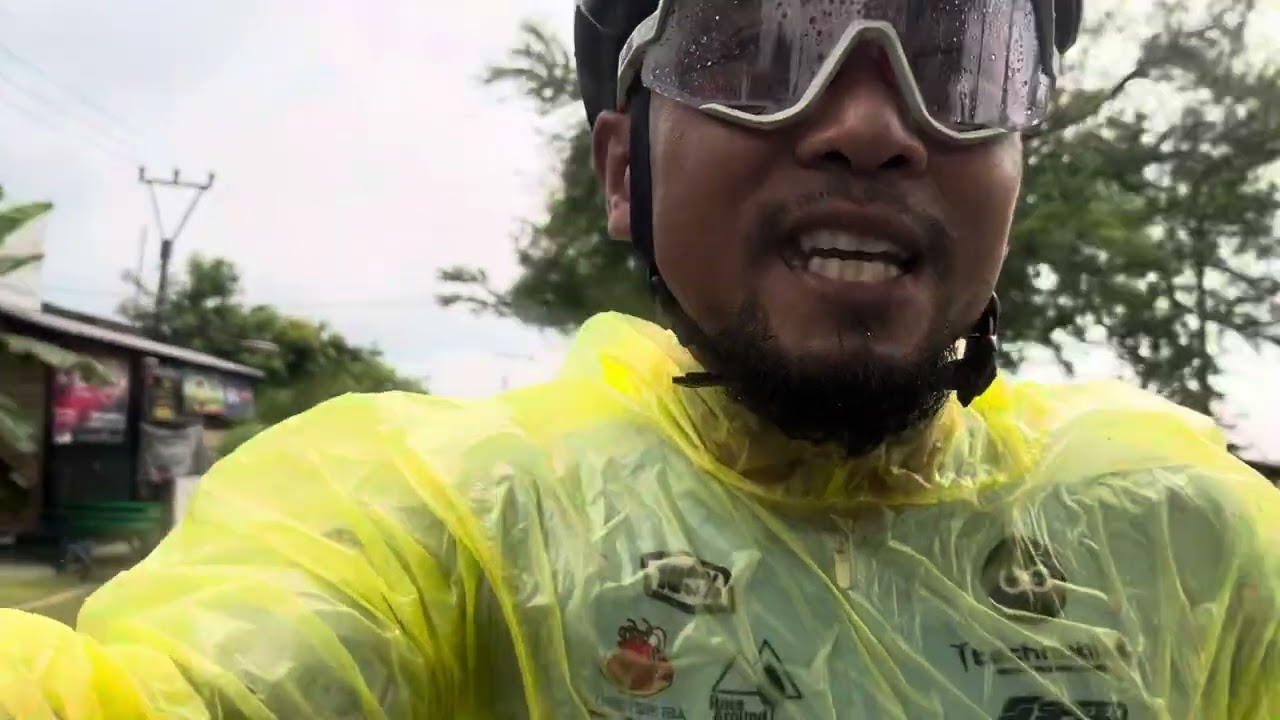 SATU-SATUNYA PESERTA YANG PAKAI MTB 26 Inch di EVENT RACE AROUND JAVA