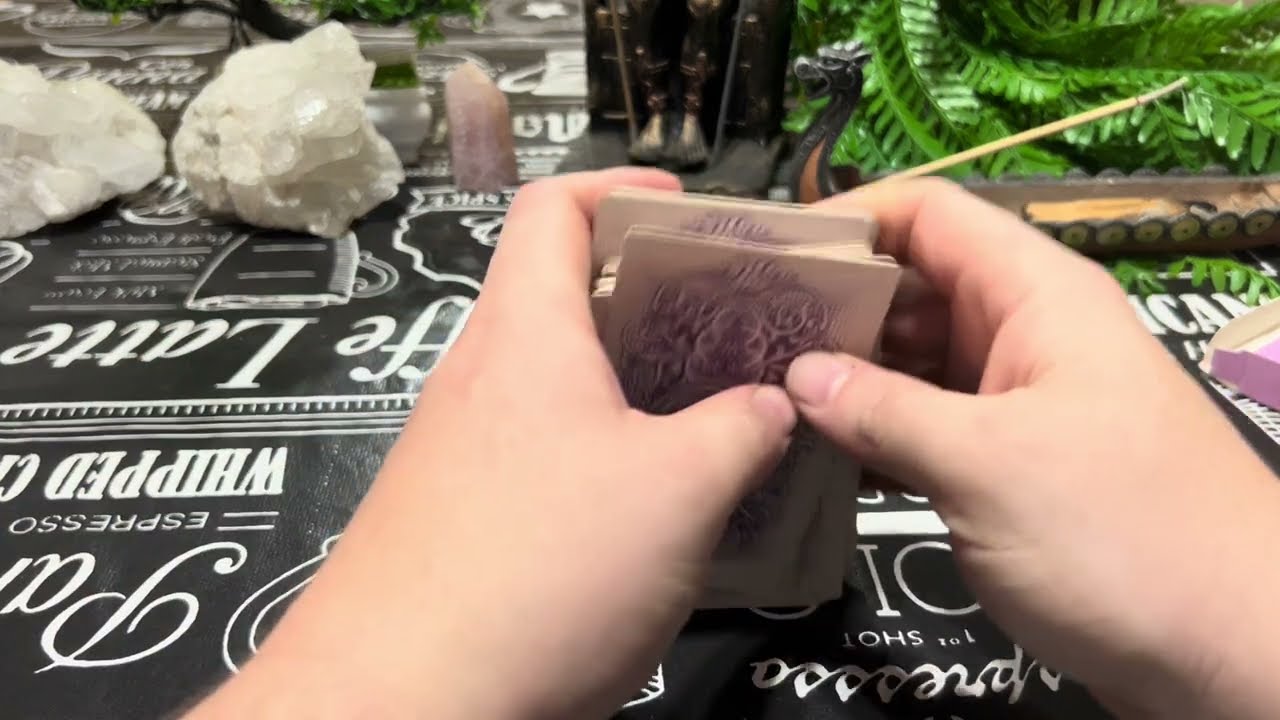 Como ver o passado pelo tarot?