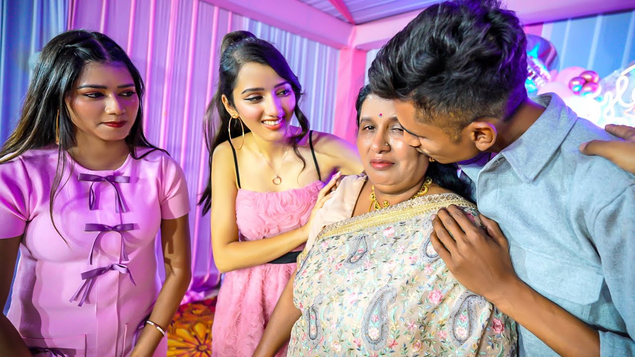 Neetu Ke Bhai Ne Diya Mummy ko Best Birthday Surprise
