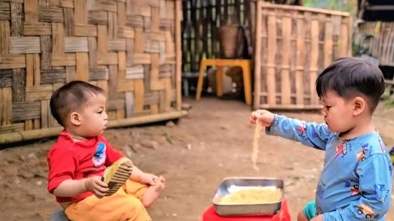 Single Mother —Grows and Boils Sweet Potatoes to Prepare a Warm Family Meal