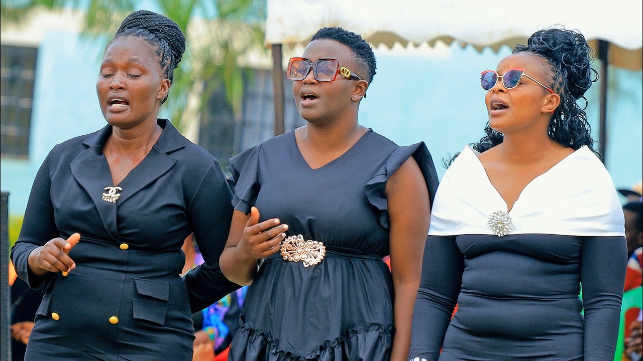 Cities Chorale - Pema live performance Ezra Obiero (Babayao) Funeral