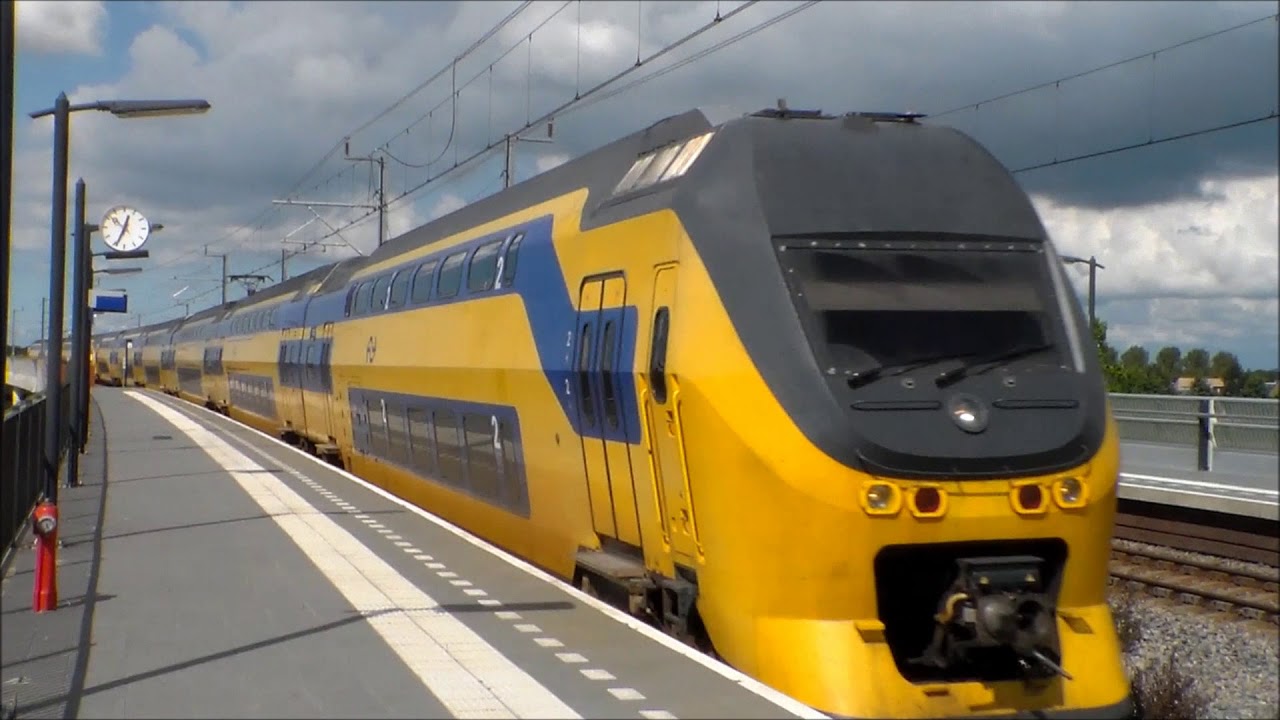 Treinen in Kampen Zuid