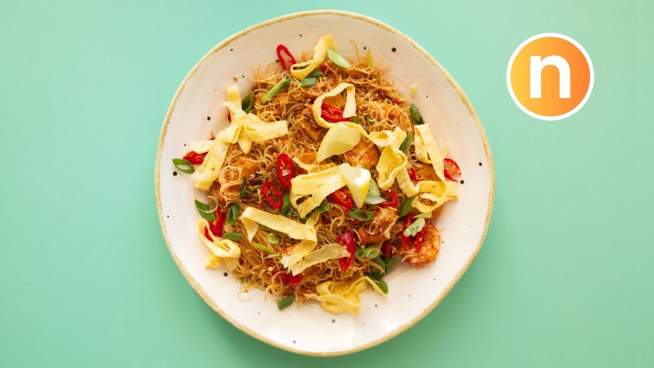 Mee Siam Goreng | Spicy Fried Rice Vermicelli Noodles [Nyonya Cooking]