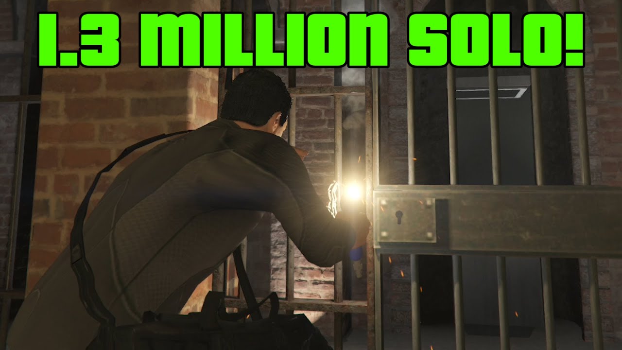 GTA 5 - Beating The Cayo Perico Heist SOLO $1,350,000 (Stealth)
