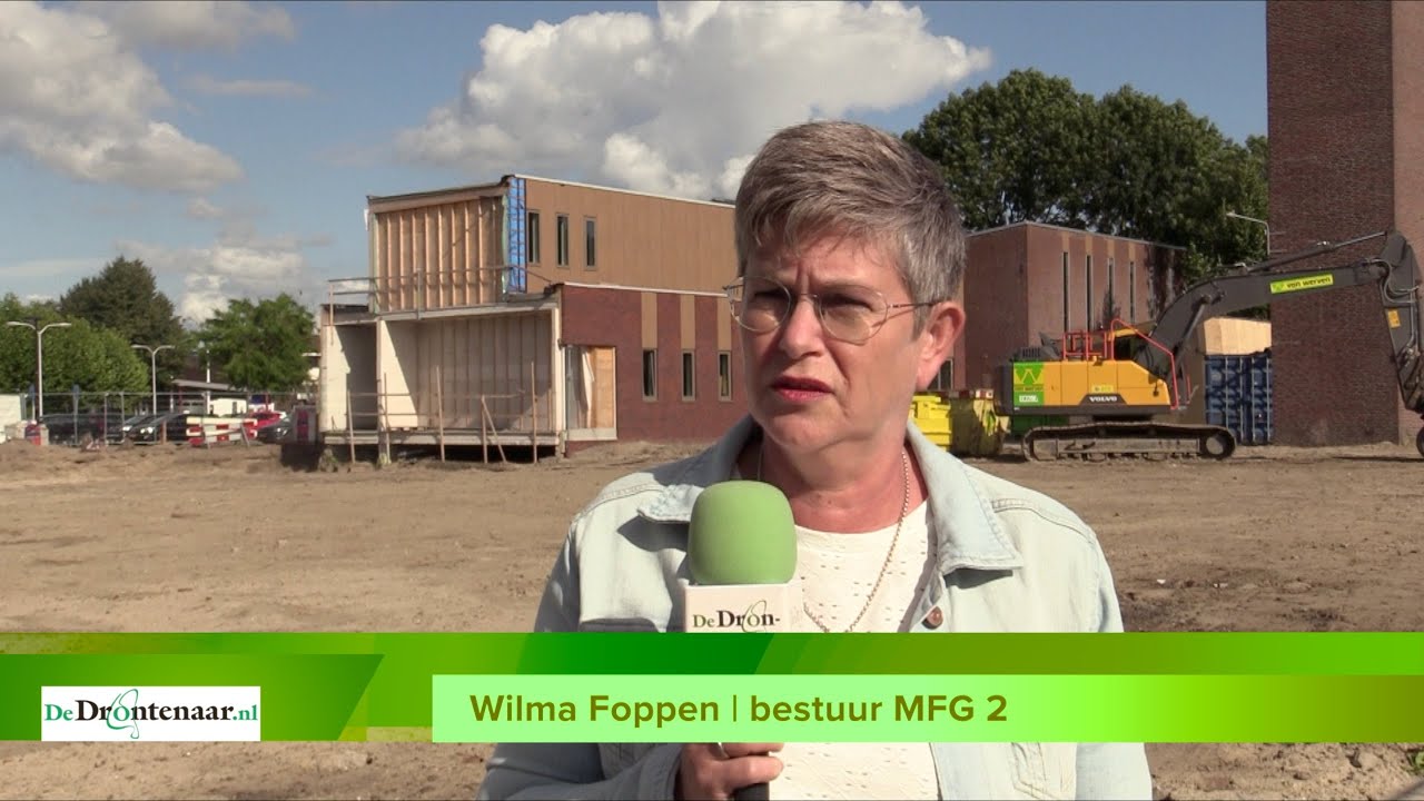 De eerste paal voor het multifunctioneel gebouw (MFG 2) in Biddinghuizen