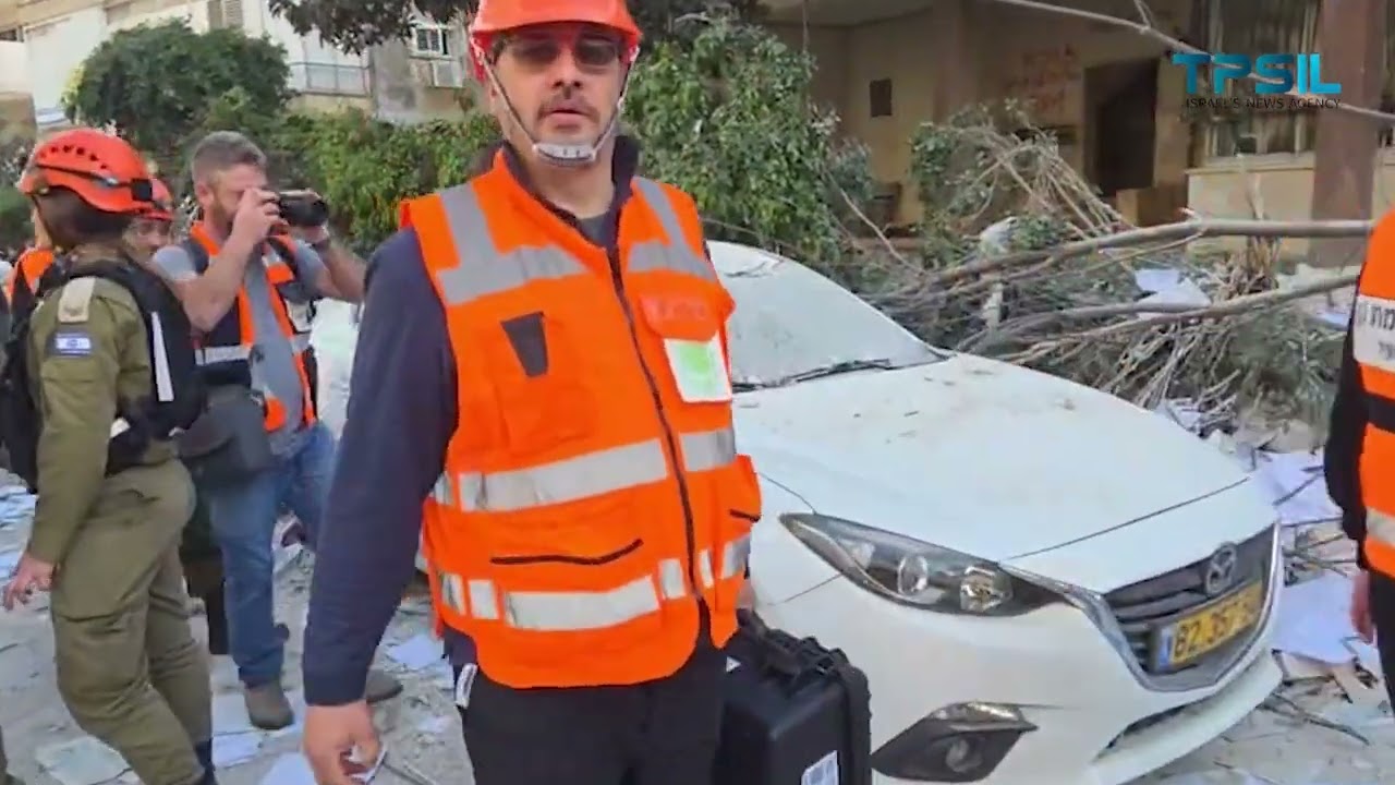 Emergency Crews at Missile Strike Scene in Ramat Gan