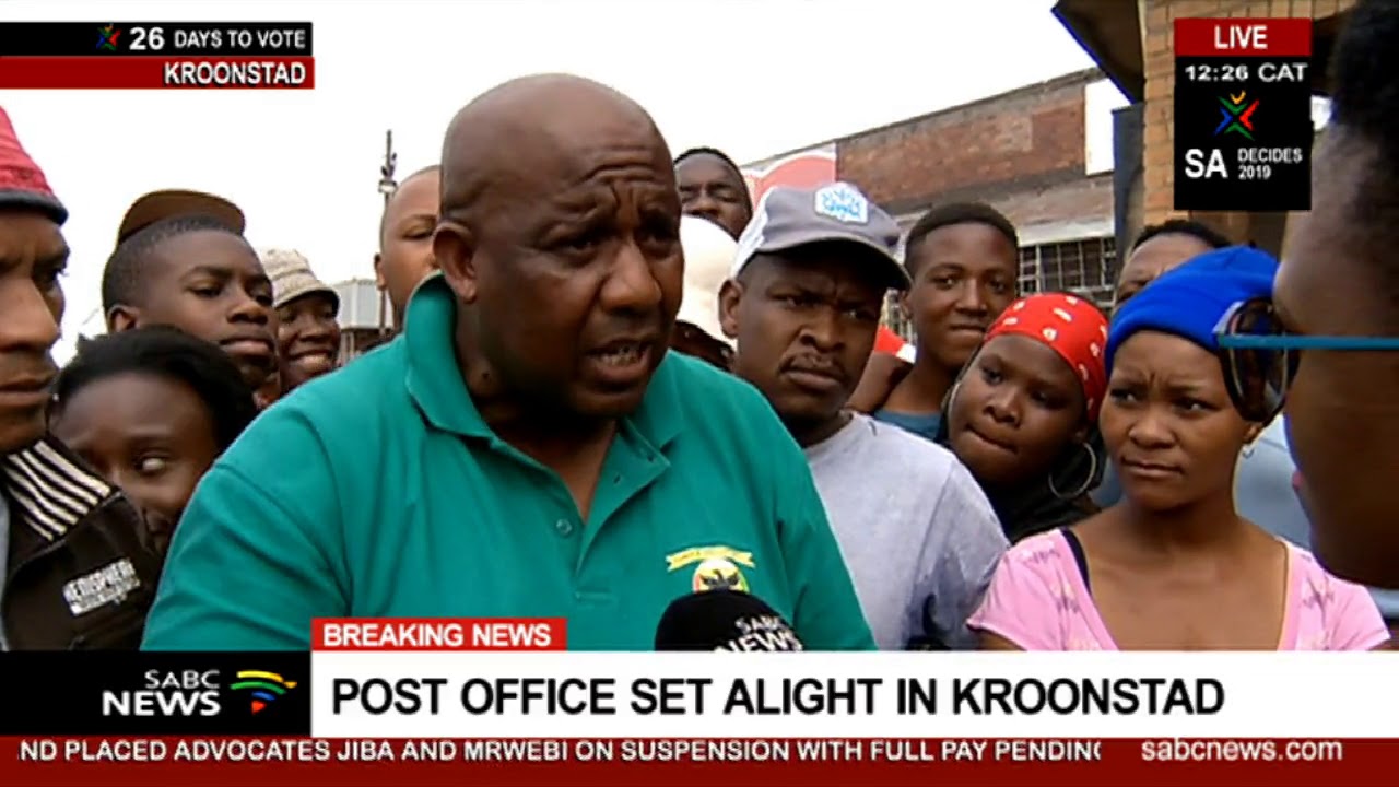Post office set alight in Kroonstad