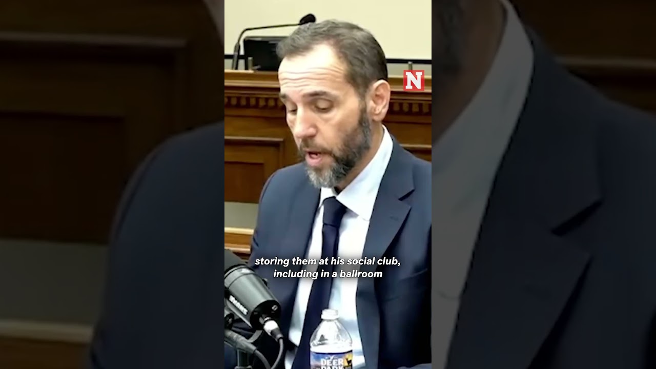 Джек Смит утверждает, что у него есть «доказательства» того, что Трамп вступил в сговор с целью о...