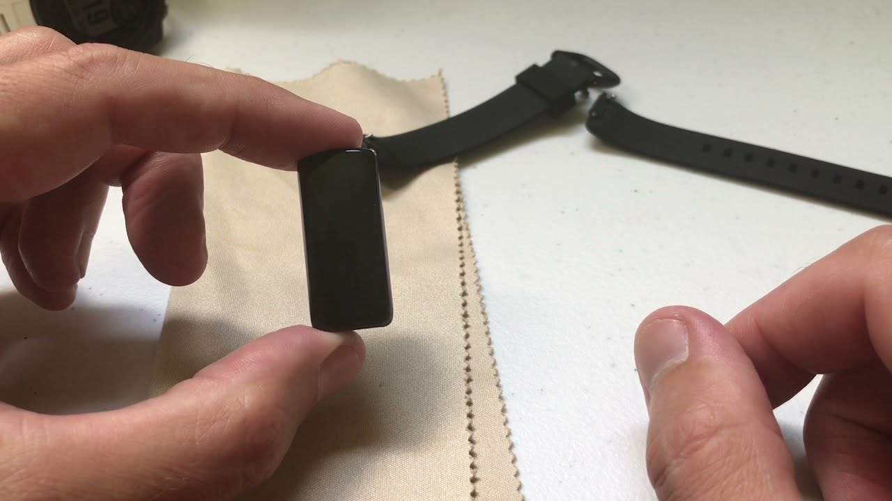 Fitbit Inspire 2 - Put in Clip Mode vs. Wrist Mode