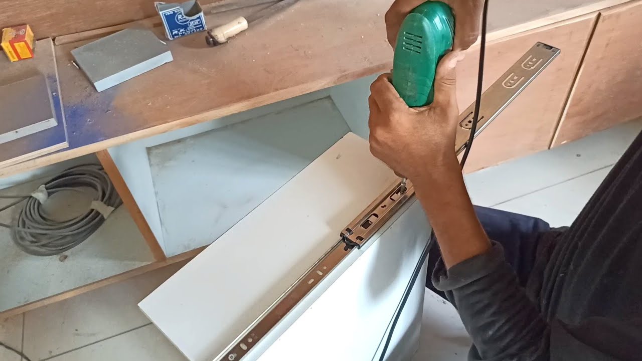 दराज में चैनल लगाने का देसी जुगाड ! how to install step by step sliding chanel on drawer