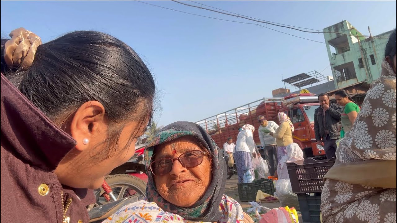 Day-5 of daily vlogging market #newonyoutube #dailyvlogging #viral #familyvlog 