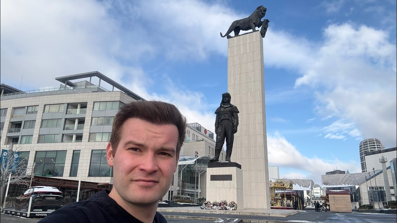 Jääkiekkoa Ja Tunnelmaa Bratislavasta