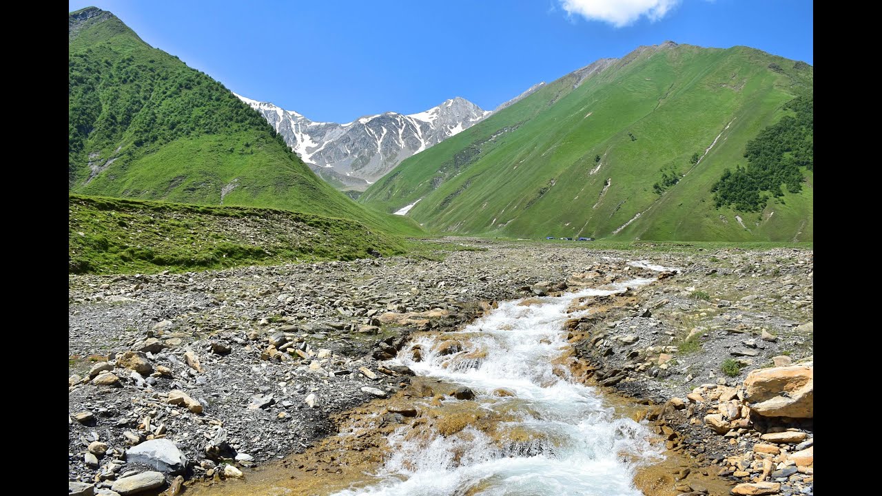 BEAUTIFUL HIKE IN KAZBEGI: Truso Valley Hike