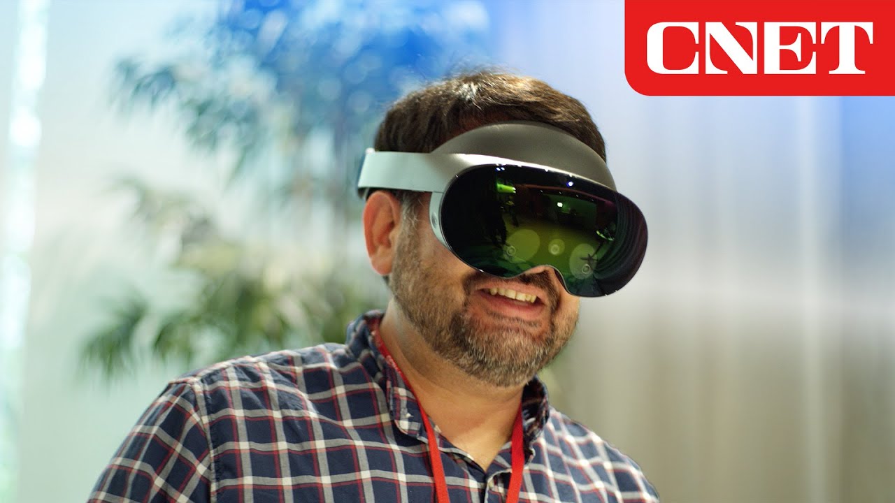$1500 Meta Quest Pro Hands-On: Mixed Reality, Face Tracking, and More
