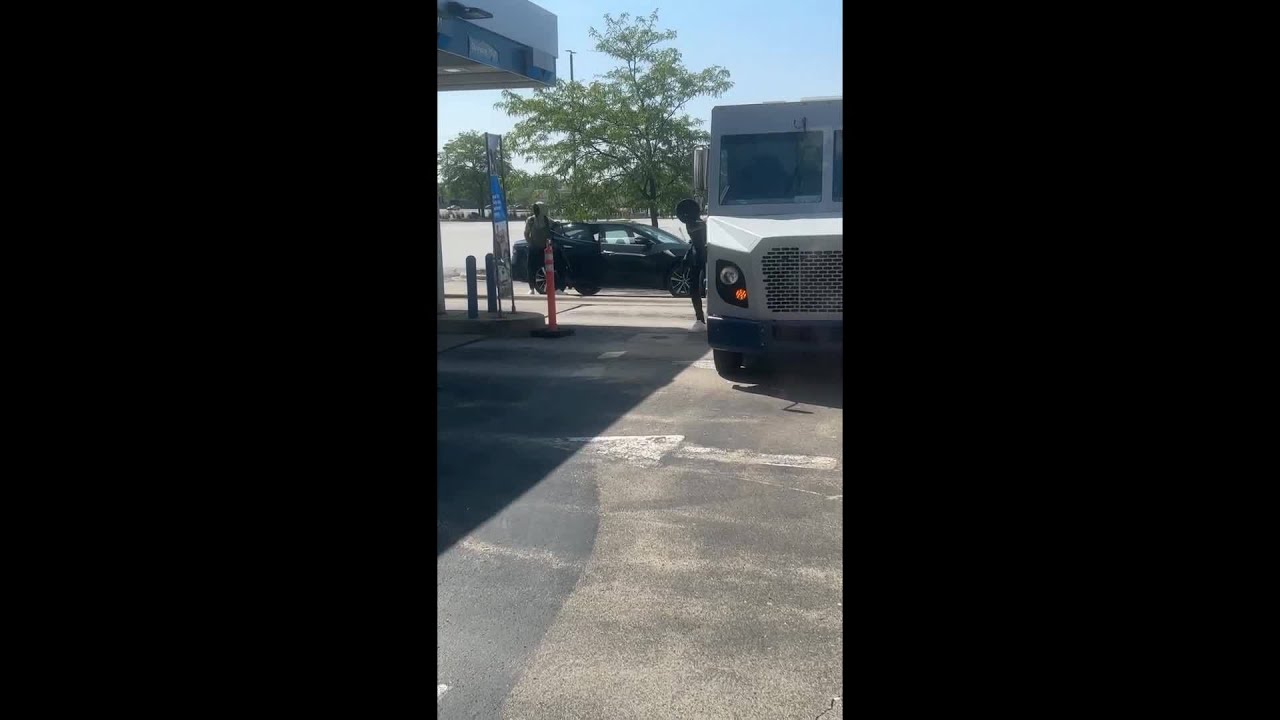 Video shows armored vehicle robbery at Lansing Chase Bank ATM
