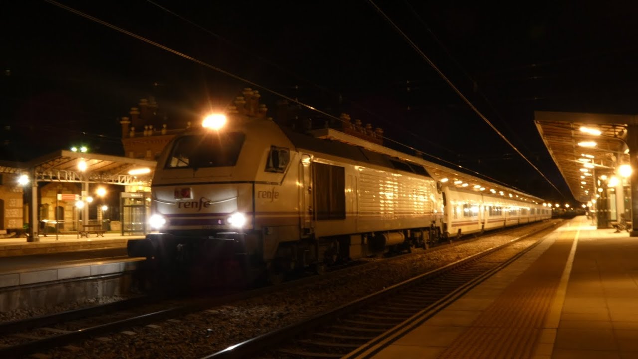 Ferrocarril Ibérico: Trenes en Madrid de día y noche (viajeros, mercancías, militares...)