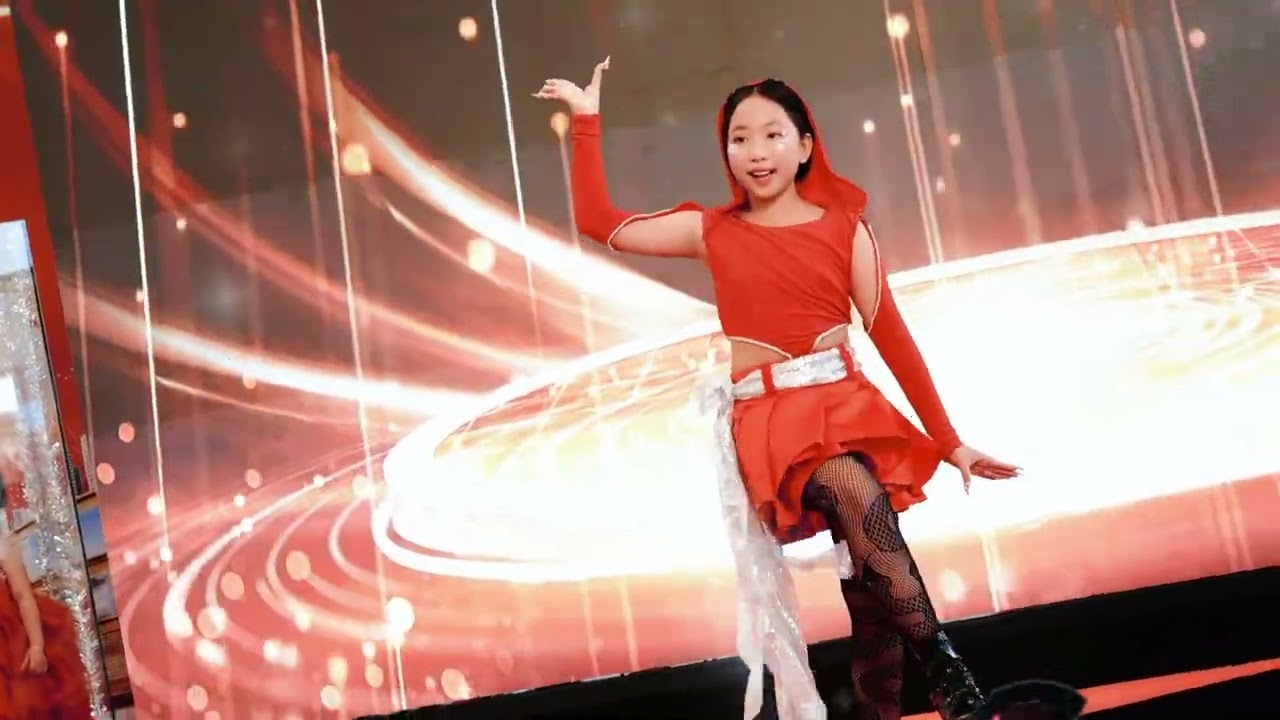 Đồng Dao Xinh Gái - ST Tổng Đài ( BD : Tracy Anh Thư )
