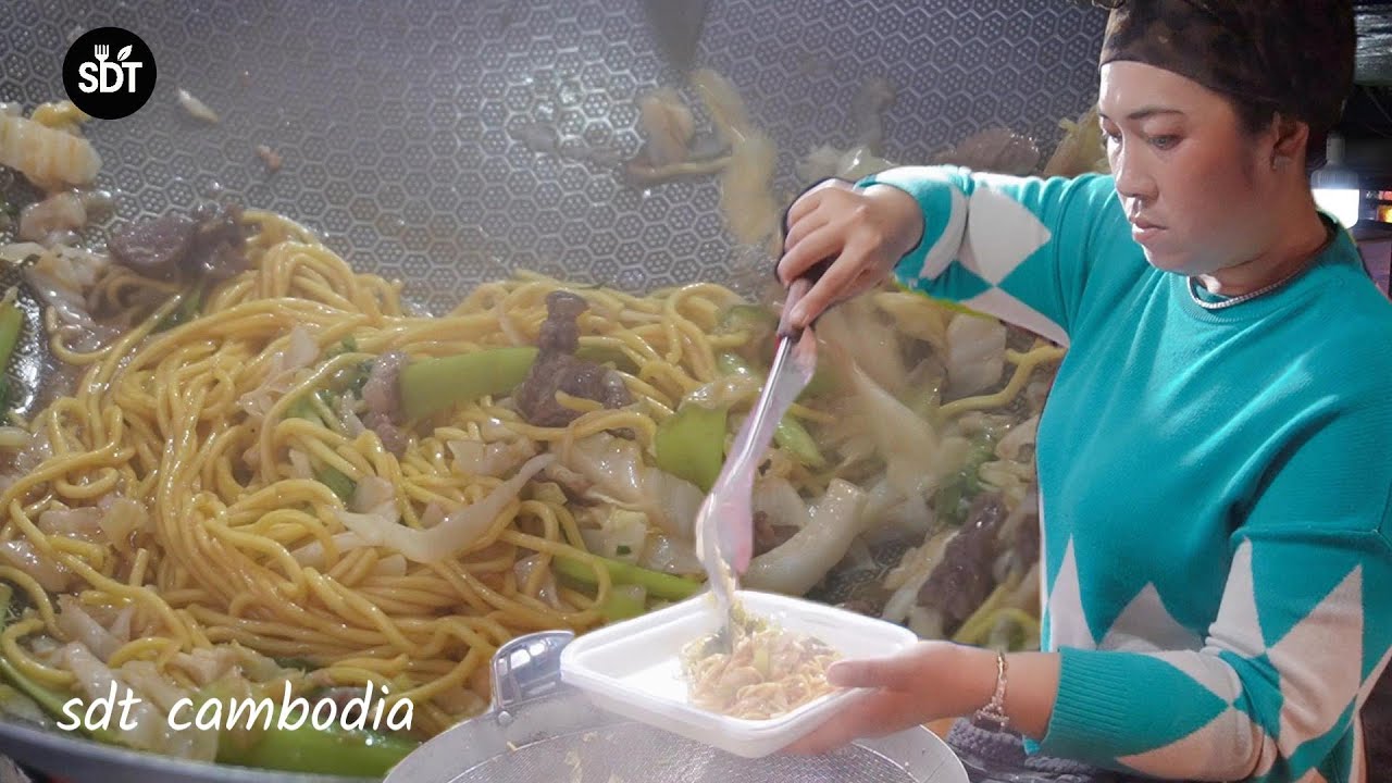 វិធីធ្វើ & លក់មីឆាតាមរទេះ | 🔥 Street Food Secrets: Inside the Life of a Fried Noodle Vendor