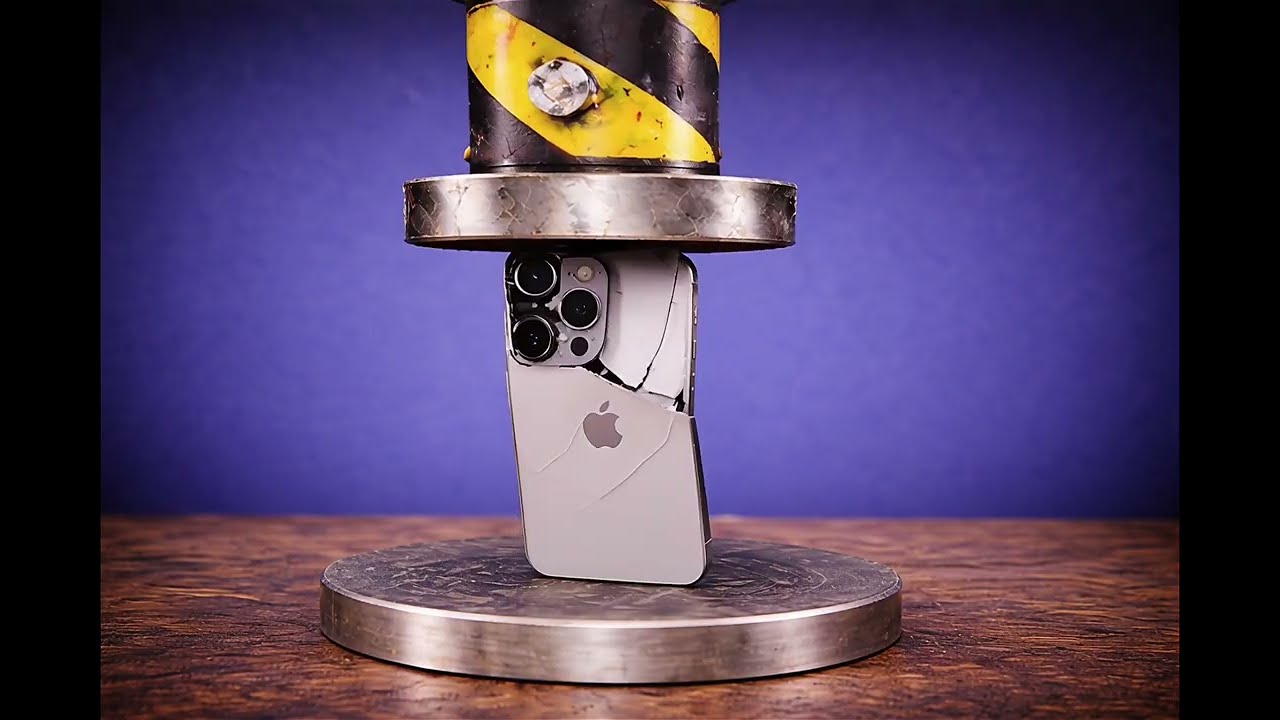 This amazing hydraulic press crushes a host of incredible things.5