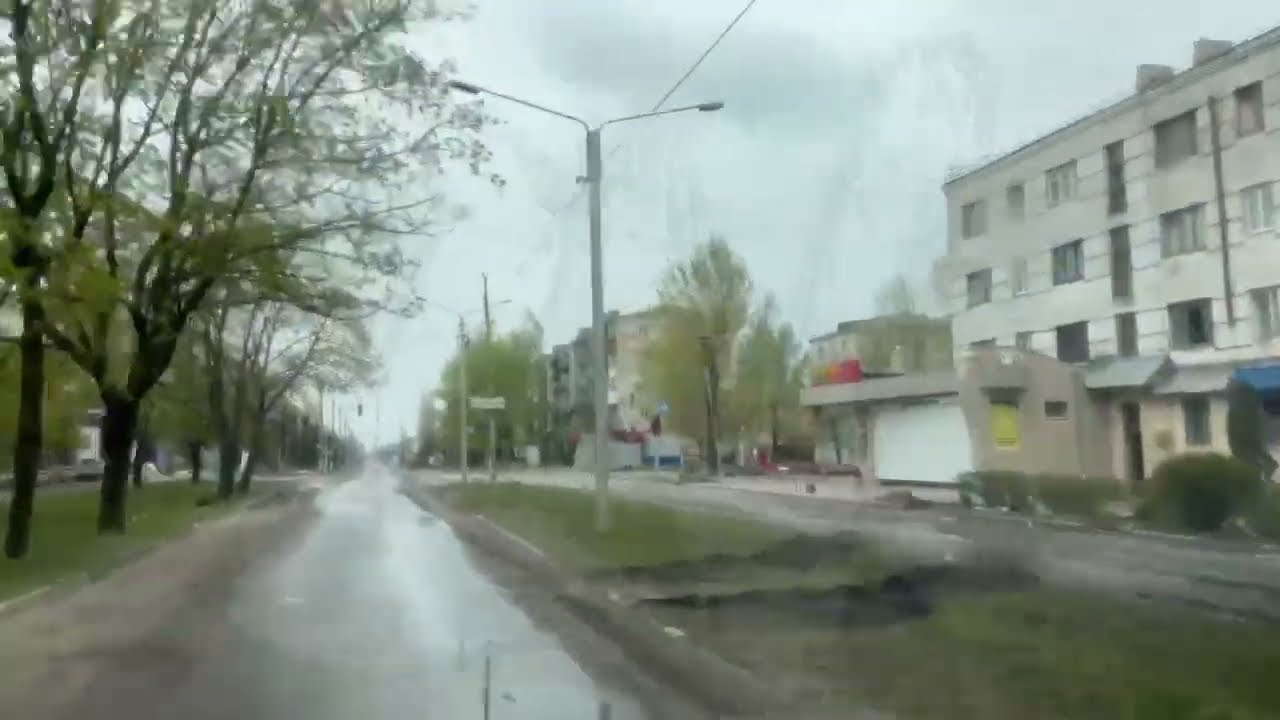 Рубежное разбитые улицы города