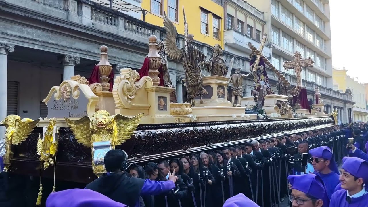 Cruz pesada - Jesús nazareno de la justicia por el portal del comercio, segundo domingo de cuaresma