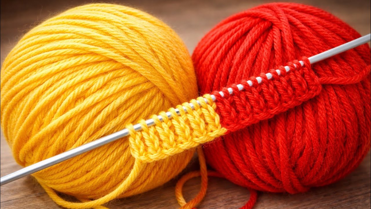 Two colour knitting pattern for baby sweater, cardigan and skivvy design/दो सलाई का स्वेटर 🧶 डिजाइन 
