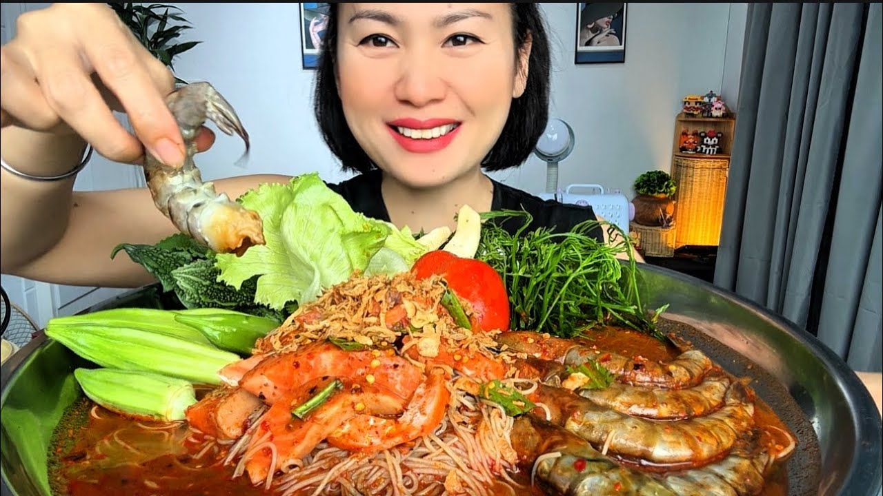 Thaifood ASMRยำขนมจีนแซลมอนกุ้งดองกรอบอร่อยทั้งแซบทั้งนัว Khanom Jeen salad with salmon MUKBANG SHOW