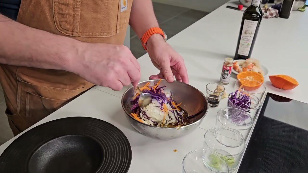 Así se hace la ensalada oriental más deliciosa con gambones