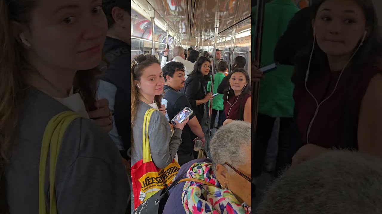 Q Train EVACUATION: Train's EMERGENCY BRAKES Activated near DeKalb Avenue in Brooklyn, NY