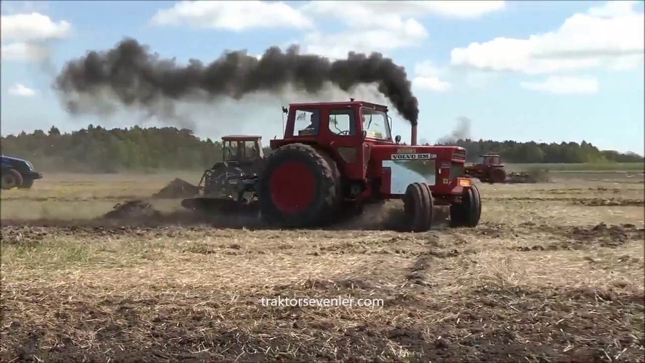 Traktor gyorsasági szántó verseny