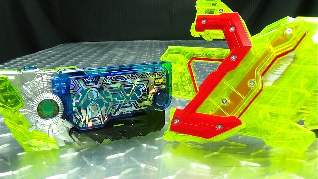 Kamen Rider Zero-One DX ZERO-TWO PROGRISE KEY & ZERO-TWO DRIVER UNIT: EmGo's Reviews N' Stuff