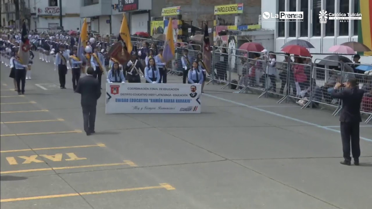 Desfile Cívico Militar Carchi 145 años
