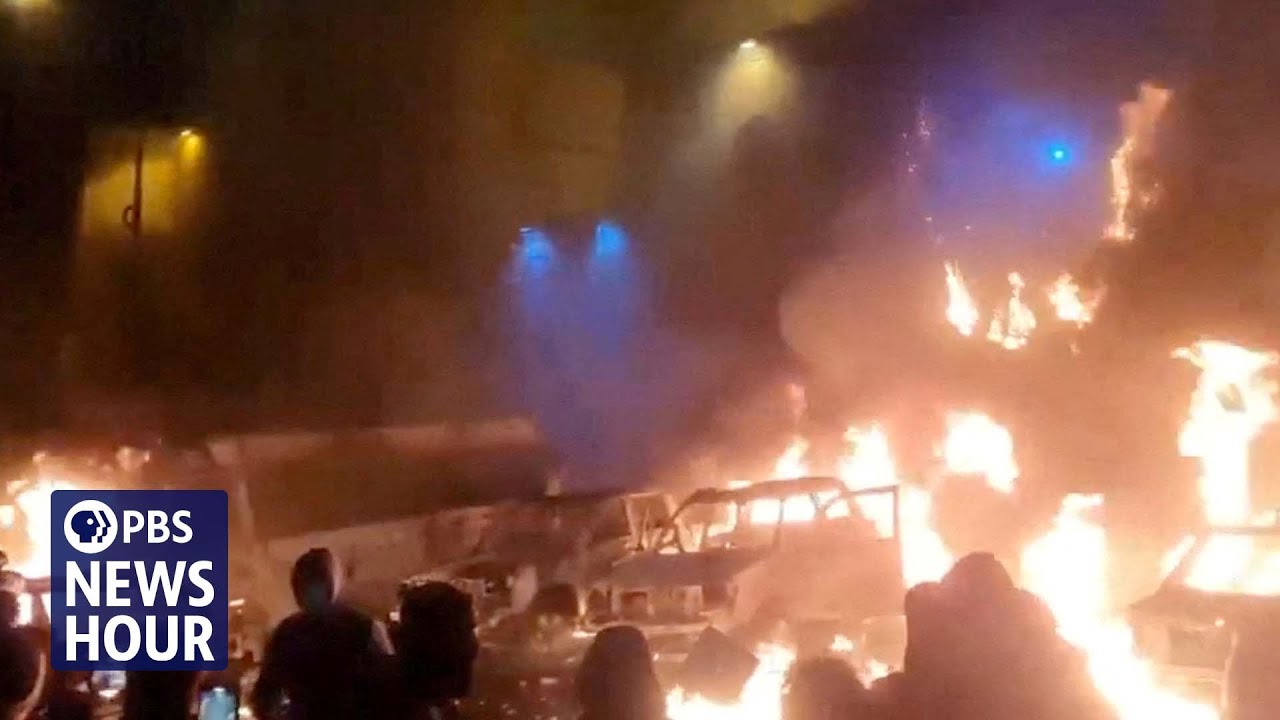 Iranian government threatens further crackdown as protests grow