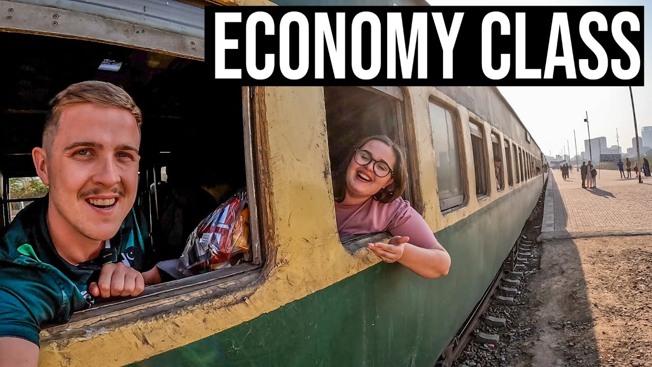 First Experience on Pakistan's LOWEST CLASS Train 🇵🇰