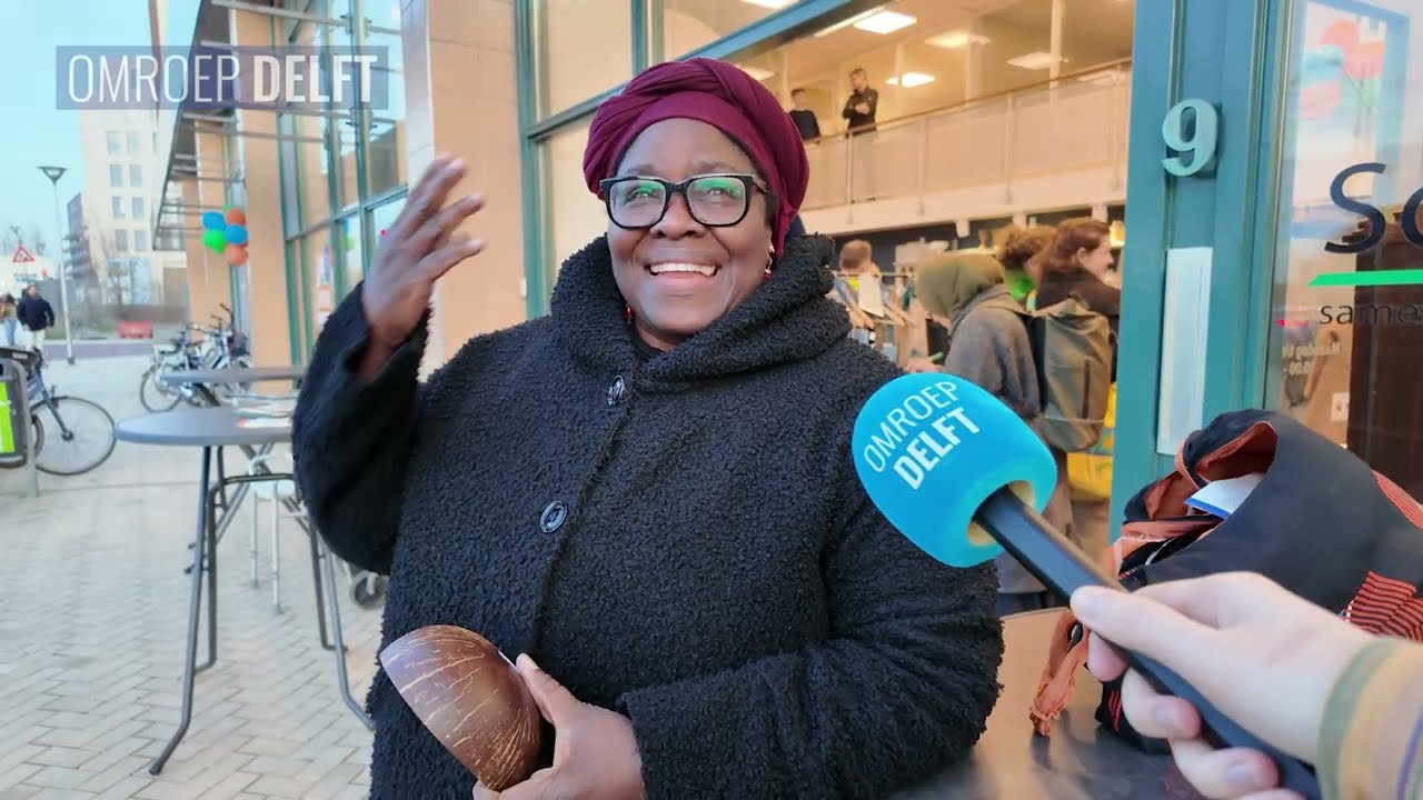 Voorhof is een kringloop rijker: 'Snuffelen is het allerleukste'