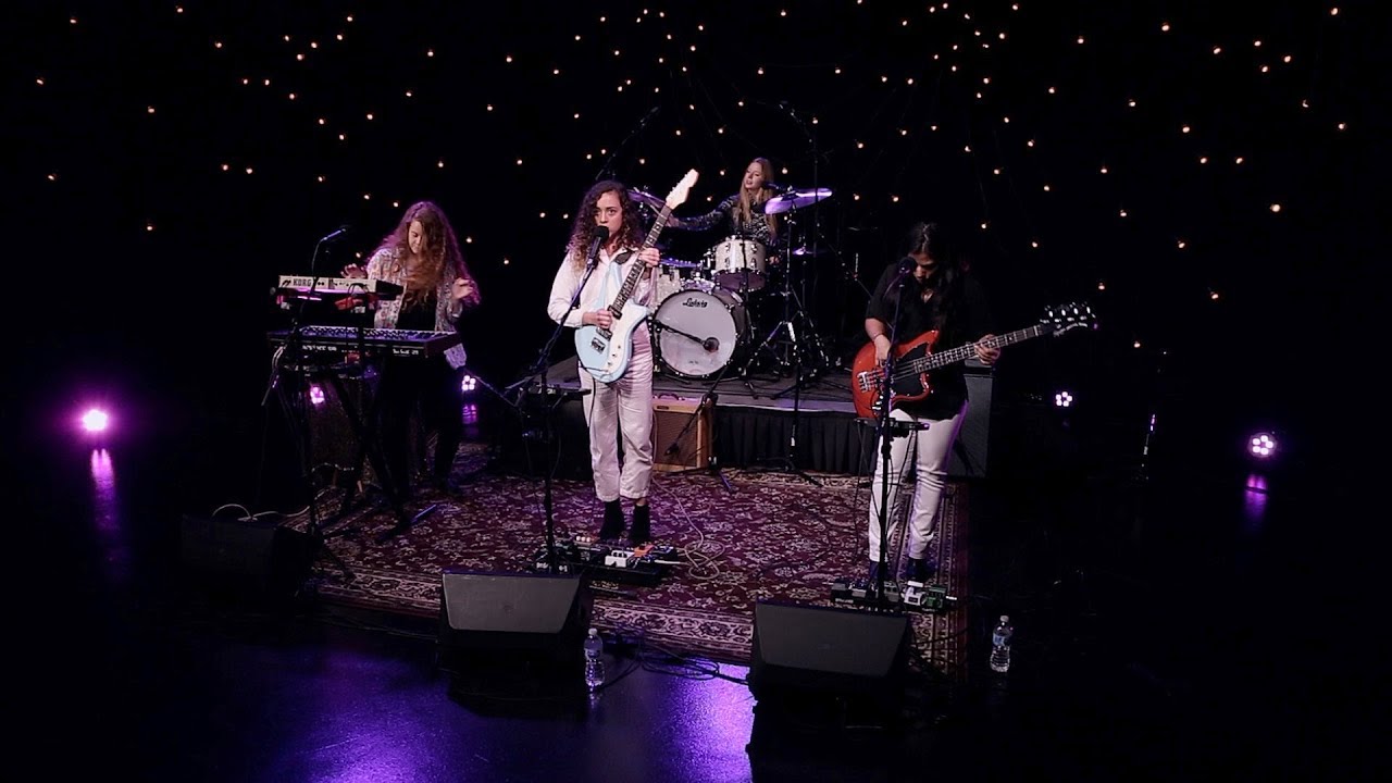 Pearl Earl - &ldquo;Stars In The Sky&rdquo; - KXT Live Sessions