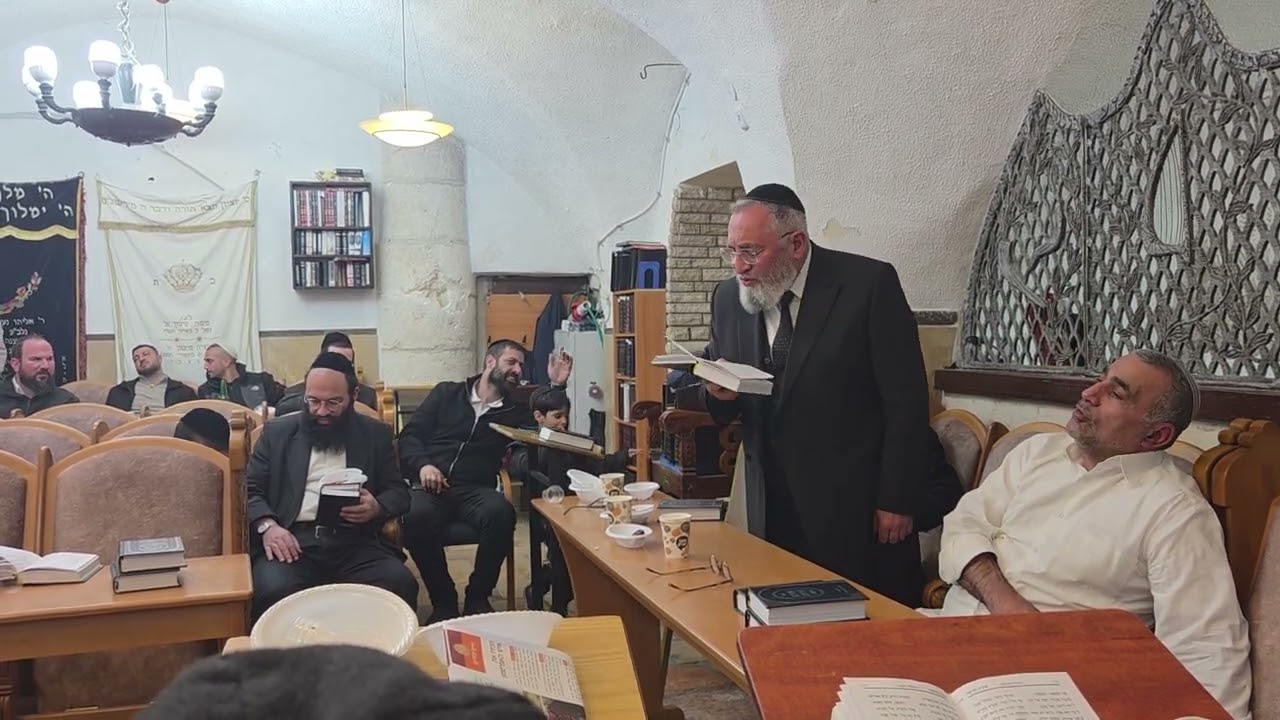 קדיש במקאם עג'ם מפי הרב אלעזר רז. עש