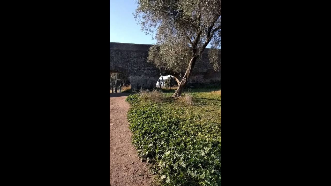 Ellen's tour of the Roman Aqueduct