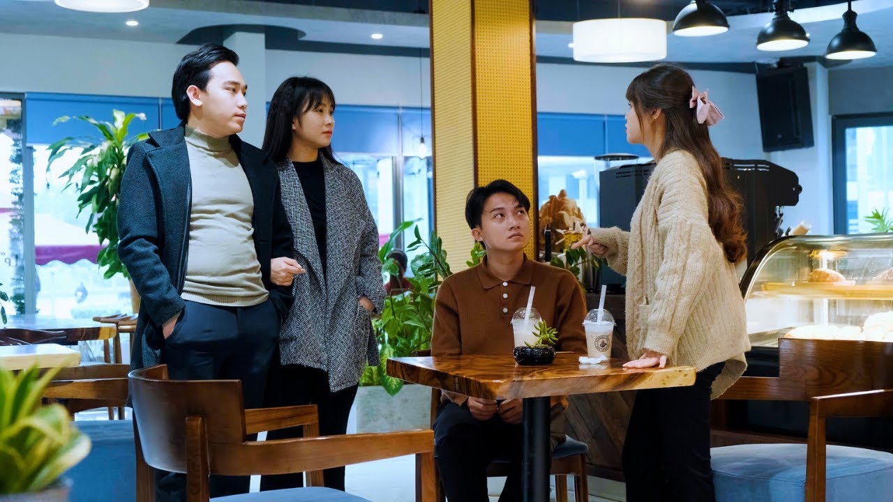 Cặp Đôi Chủ Tịch Giả Nghèo Đi Xem Mắt Không Ngờ Khi Biết Thân Phận Của Nhau Và Cái Kết - Tập 1206