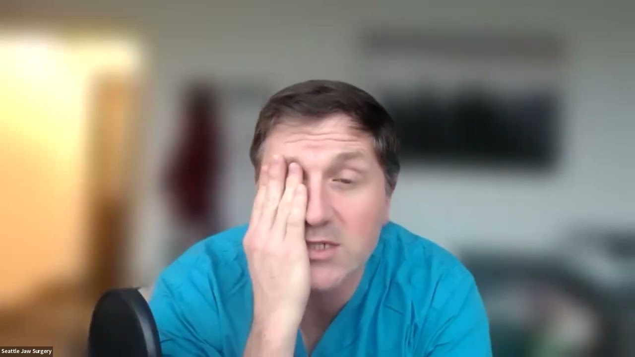 Выдвижение верхней и нижней челюсти с расширением (MMAw)