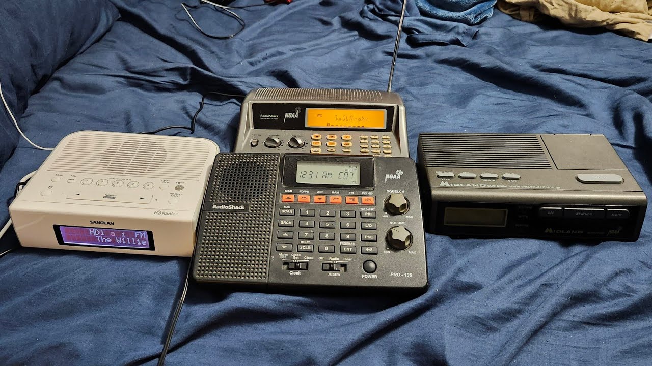 (Rare??) Unboxing/Setup of the Sangean HDR-15X, RadioShack Pro 405, and YoungstownWX's trades