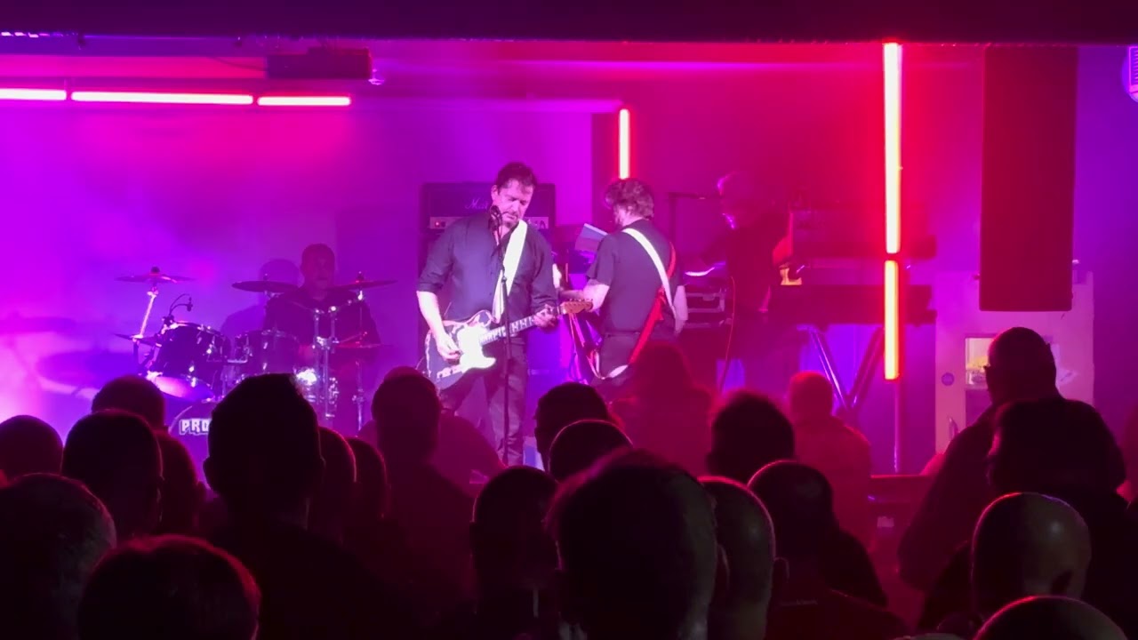 Stranglers tribute band Straighten Out perform toiler 7/6/25 Newcastle