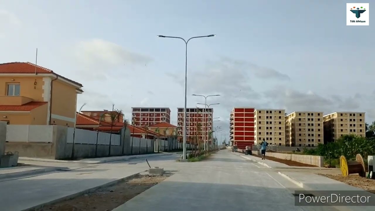 UN TOUR DANS LA CITÉ CORAIL 1 DE ITALIA CONSTRUCTION À GRAND BASSAM