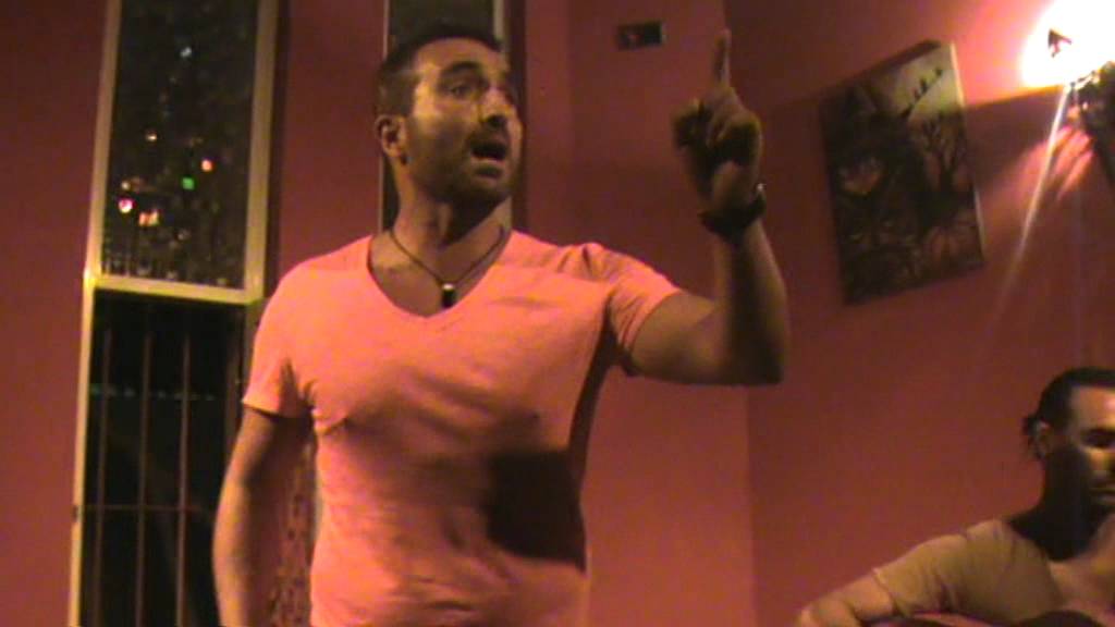 Faly Figuier y Perico, La mujer es enemiga - En la Bruja