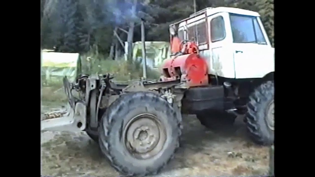 Unimog 406 tractor. Forest of Rodopi