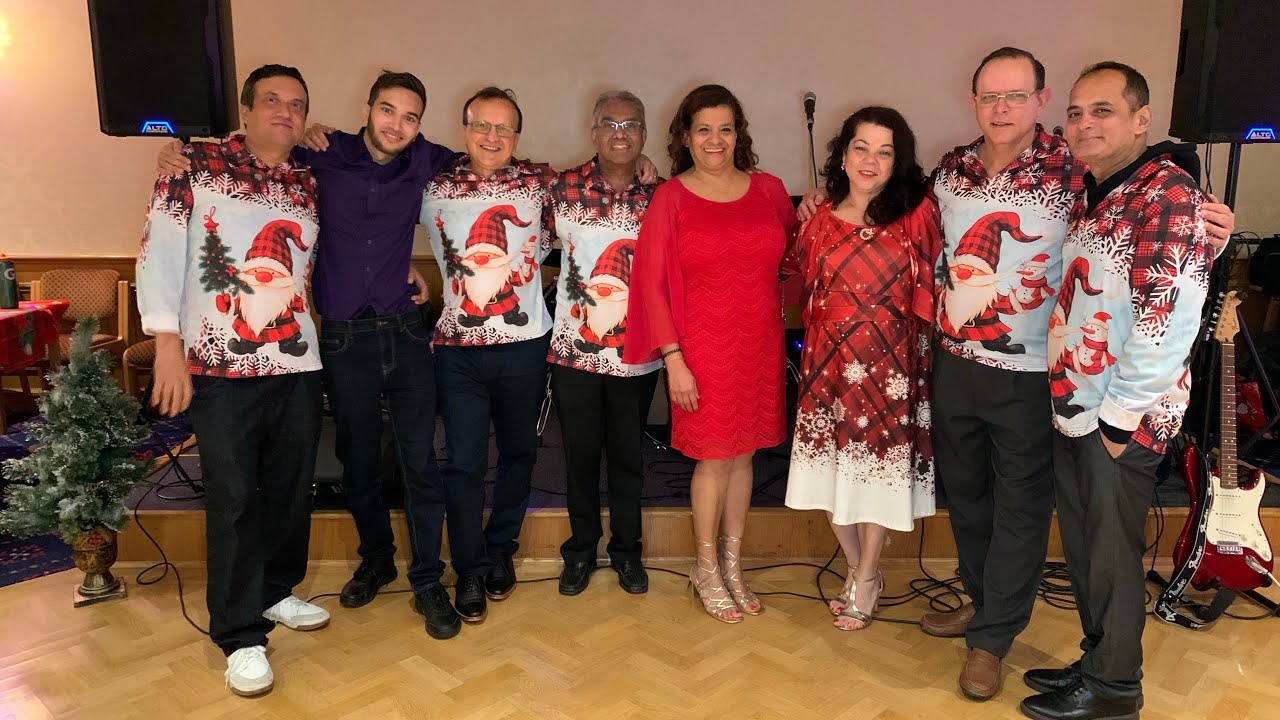 Christmas Dinner & Dance at Hayes Workingman’s Club UK on  13th December 2025.
