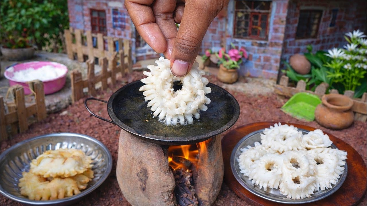 ঈদের জন্য মিনি কিচেনে কাটাই নাটাই পিঠা বানানো ভিডিও😍। Miniaturehome kitchen pitha making video। 